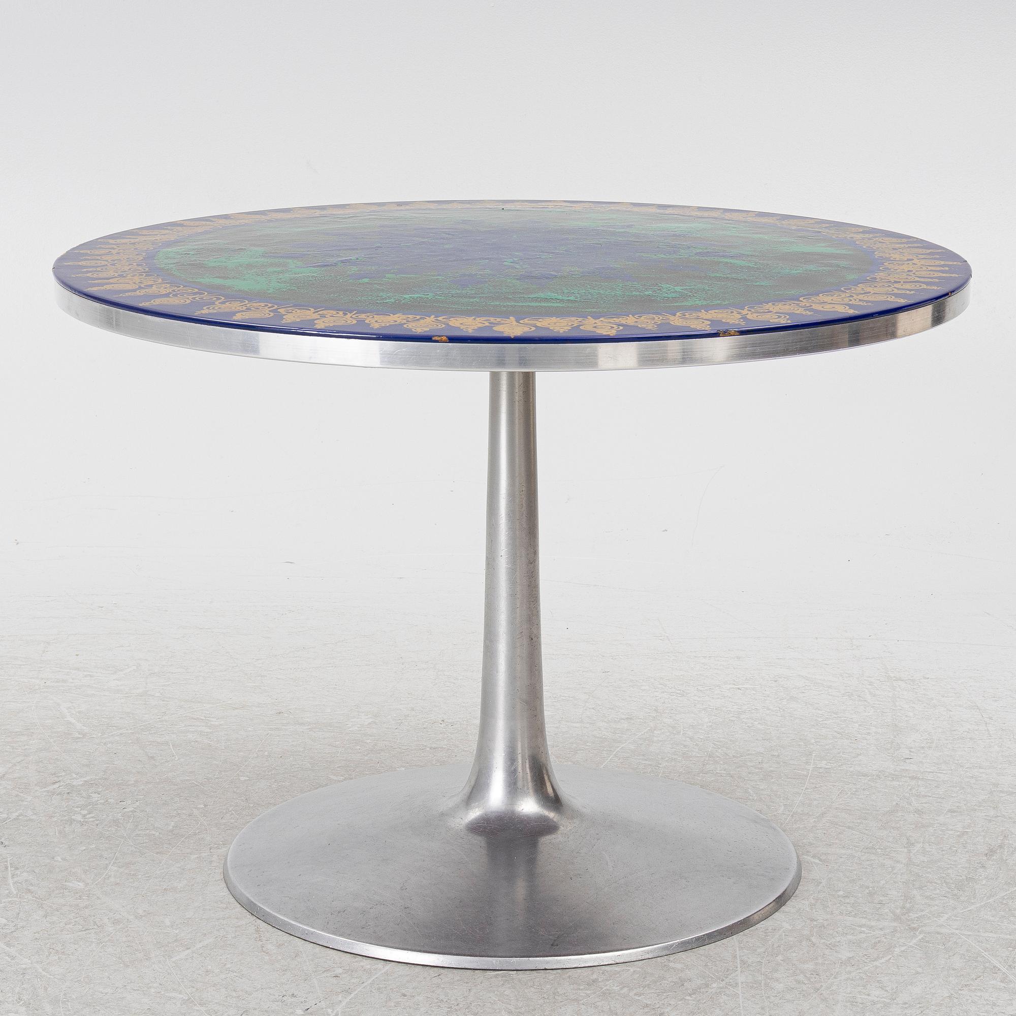 Poul Cadovius, Susanne Fjeldsoe Mygge and Björn Wiinblad, a "Mygge" dining table, Cado, France & Søn, Denmark, 1970/80.