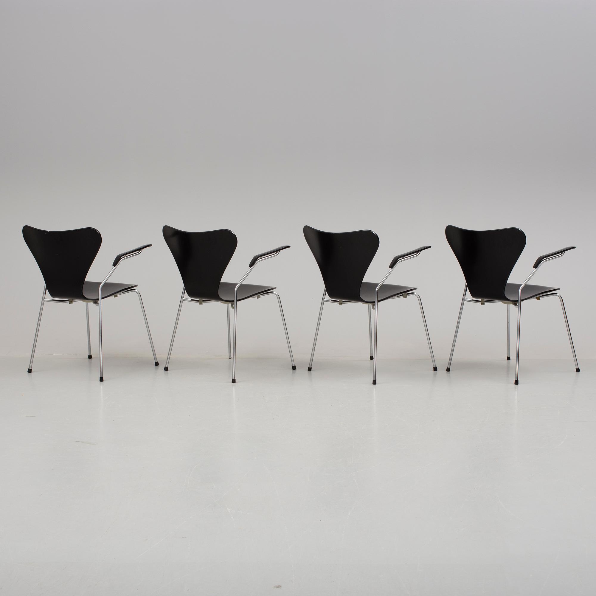 KARMSTOLAR, 4 st, "Sjuan", Arne Jacobsen, Fritz Hansen.