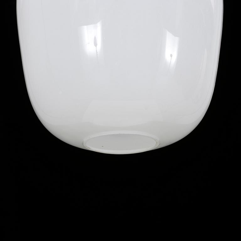 TAKLAMPA, omkr 1900-talets mitt. Höjd ca 59 cm.