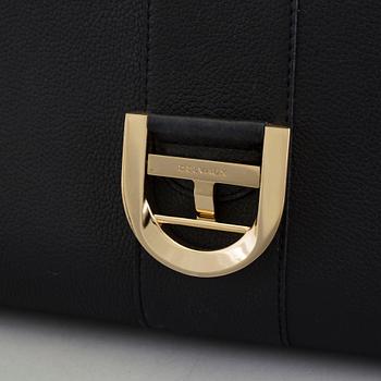 A Delvaux "Brillant" ladies handbag in black colored leather.