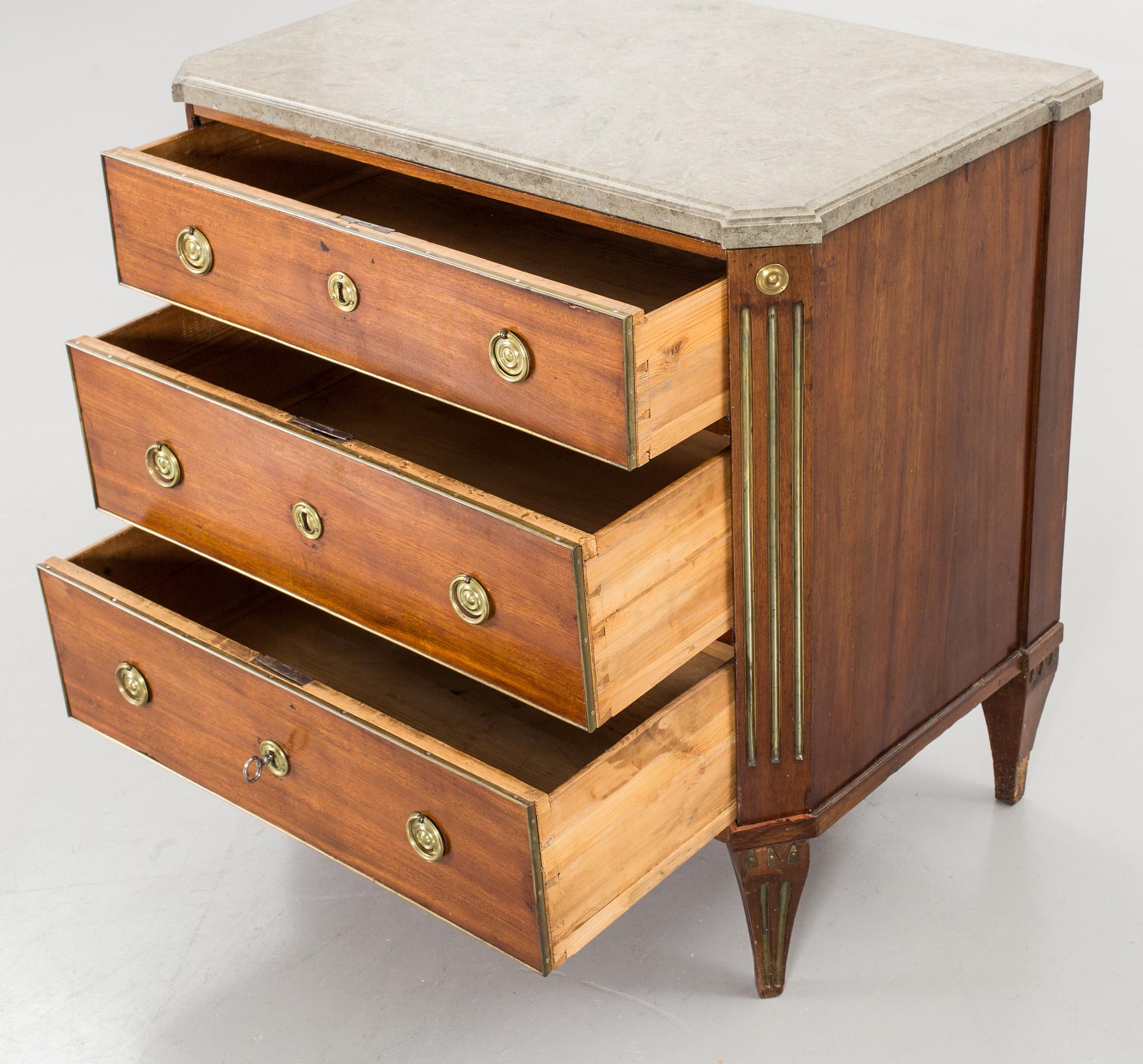 A swedish gustavian Drawer 18th century.