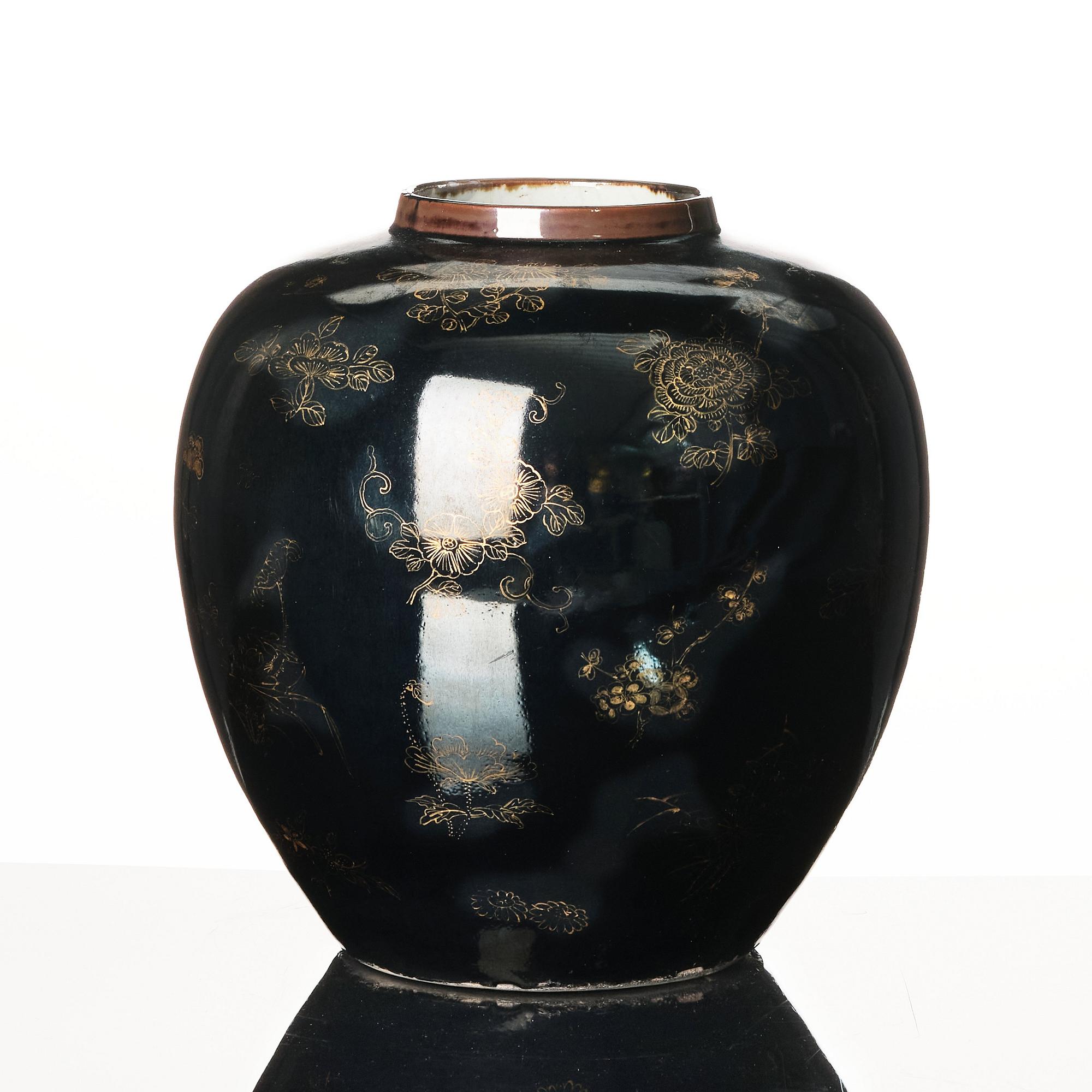 Krukor, ett par, porslin. Qingdynastin, 1800-tal.