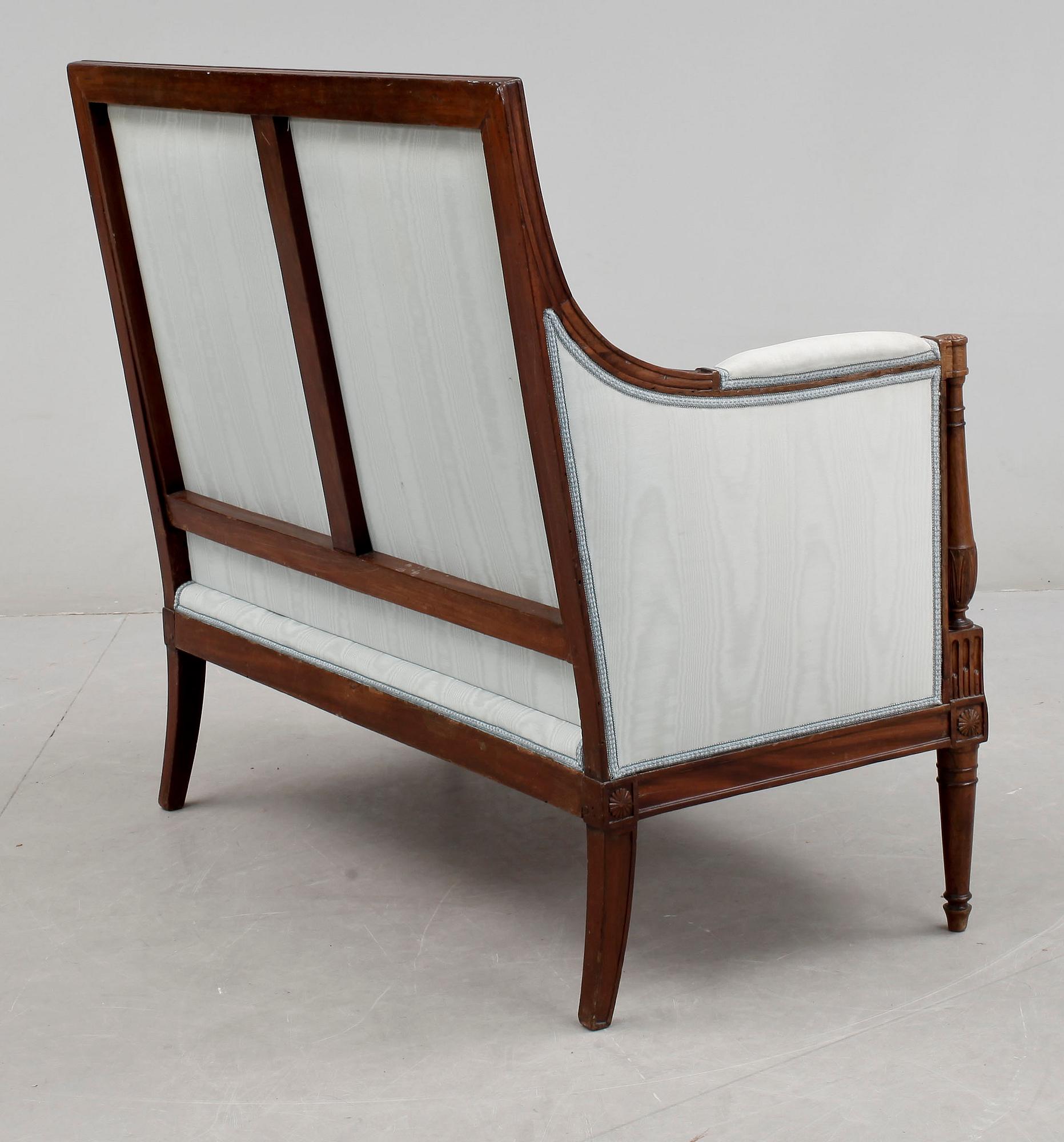 SOFFA, England, 1800-tal.