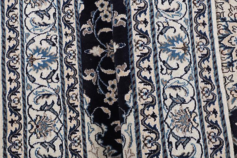 Matta, Nain, part silk, ca 195 x 150 cm.