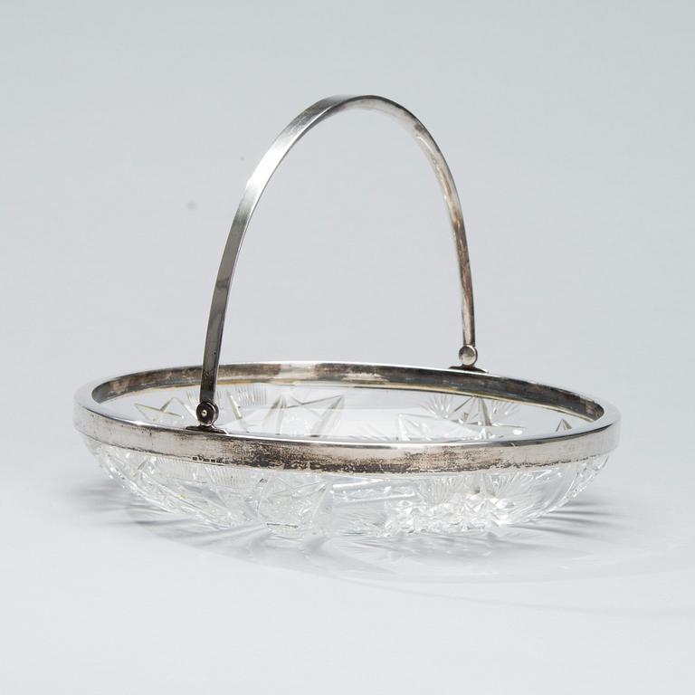 SERVERINGSFAT, silver och kristall, Oskar Lindroos, Helsingfors 1925.