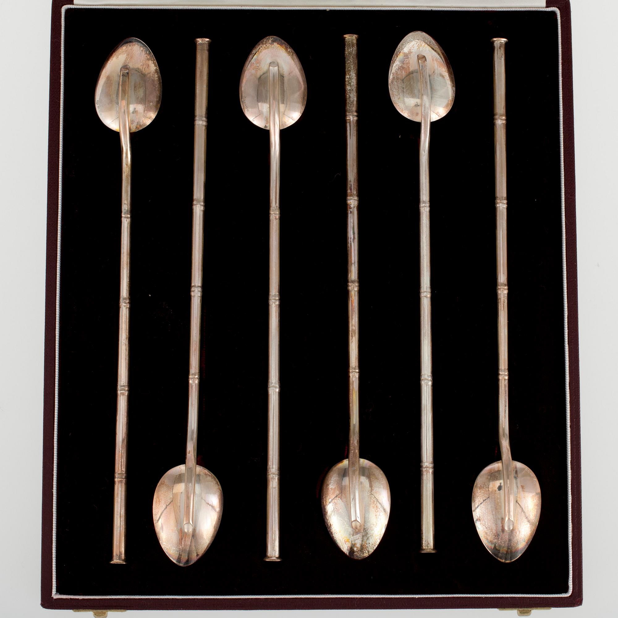 COCKTAILSKEDAR MED SUGRÖR, sterling hopeaa, stämplad A PLC. 1950-60-tal. Aspray London. Originaletui.