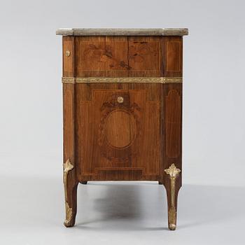 A Gustavian late 18th century commode.