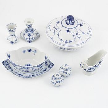 A 63-piece porscelain "Musselmalet" dinner service, Royal Copenhagen, Denmark + six napkins.