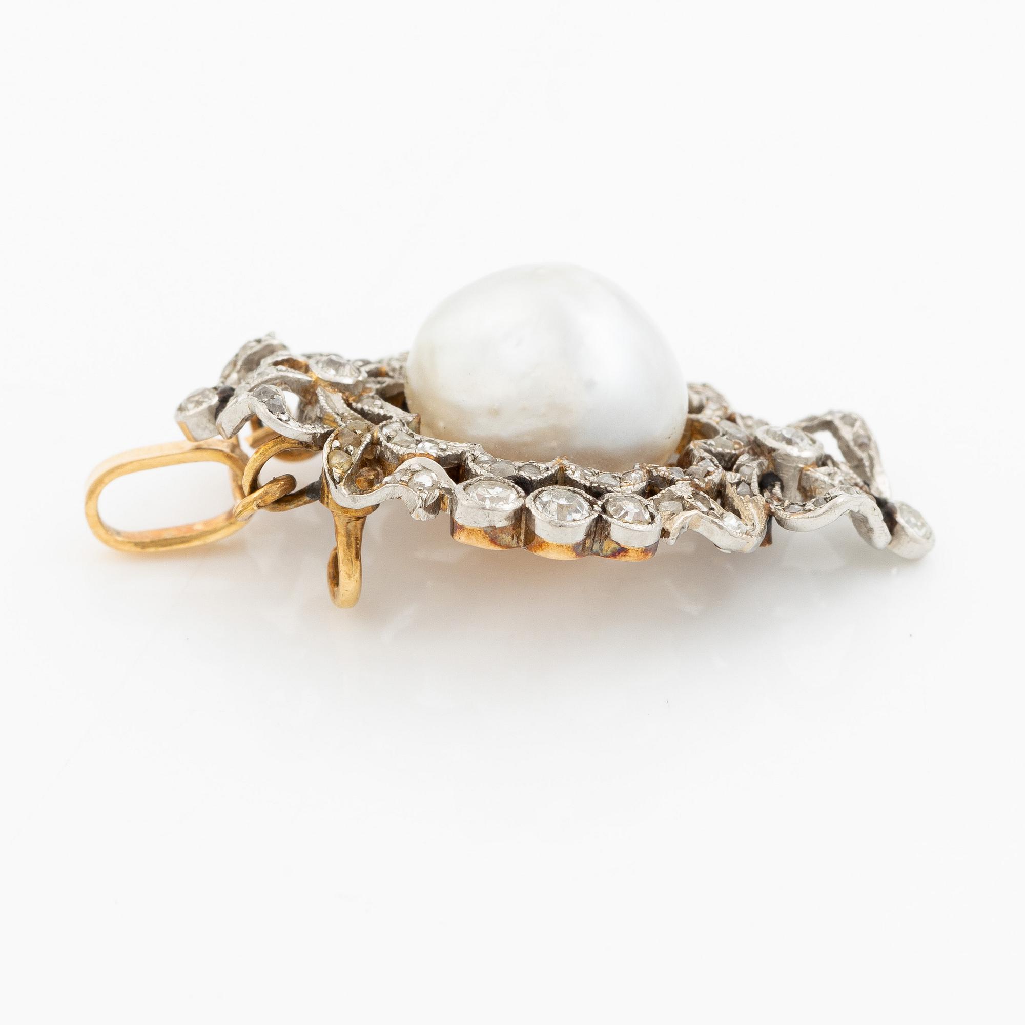 Pendant/brooch, gold with a baroque pearl and old-cut diamonds.