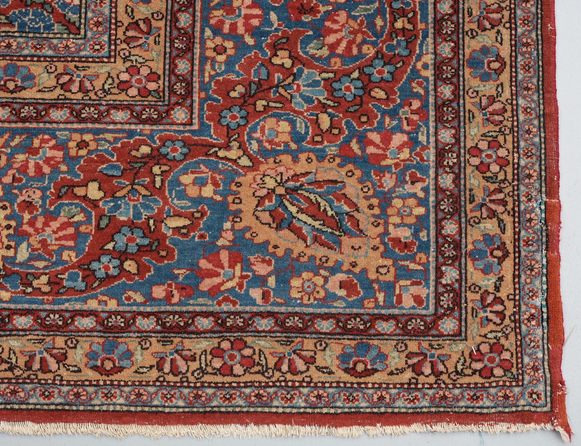SEMI-ANTIQUE KASHAN. 361 x 263 cm.