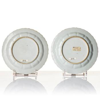 Fat, ett par, porslin. Qingdynastin, Kangxi (1662-1722).