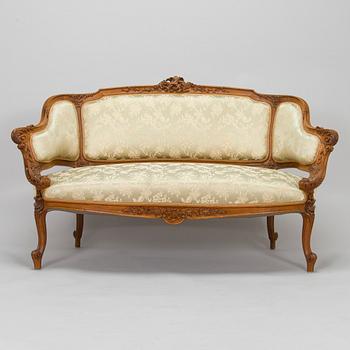 Soffa och fåtöljer, ett par, omkring 1900.