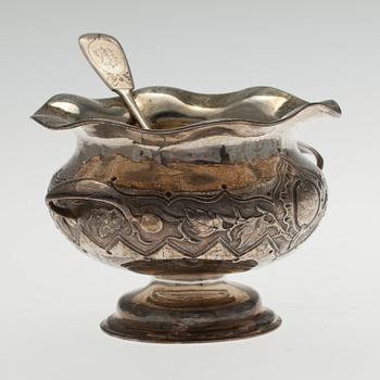 SOCKERSKÅL och STRÖSKED, silver, Ryssland, 1800-talets slut, vikt 230 g.