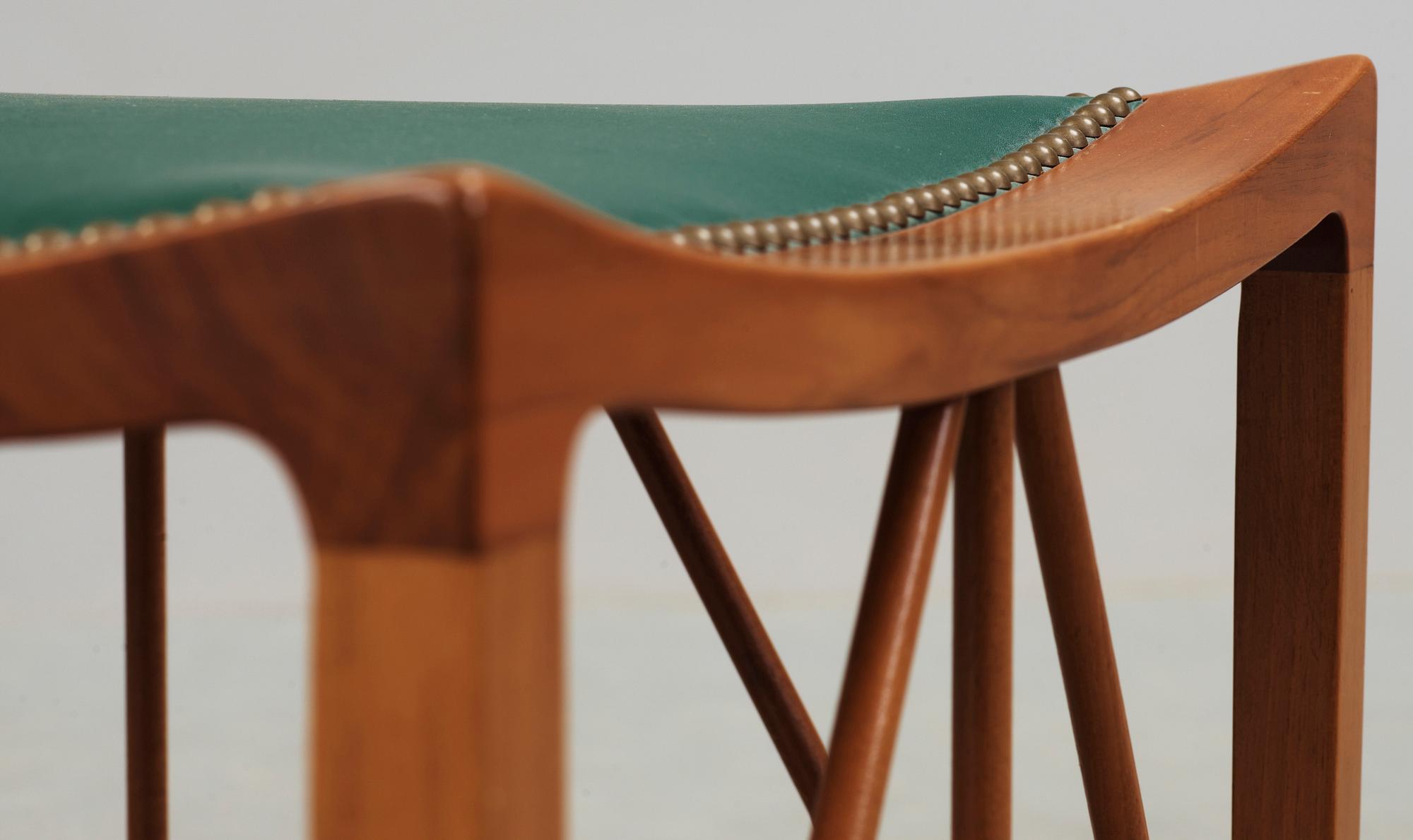 PALL, modell "1063", Josef Frank, för Svenskt Tenn. Formgiven 1941.