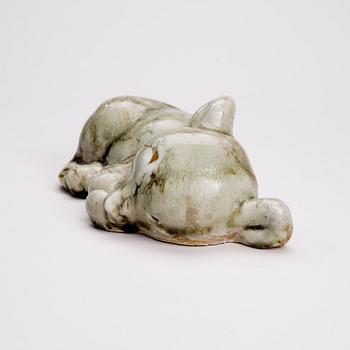 MIKAEL SCHILKIN, KERAMIKSKULPTUR. Björnunge. Sign. M. Schilkin, Arabia.