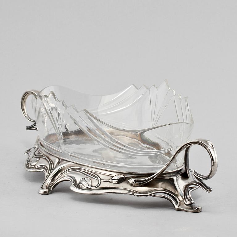JARDINÄR, nysilver och glas, Würtembergische Metallwaren Fabrik (WMF), Tyskland, Jugend, 1900-talets början.