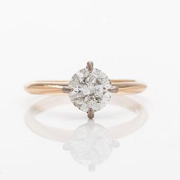Ring, 18K gold and a brilliant-cut diamond 2 ct, Tarkkanen, Helsinki 2018.