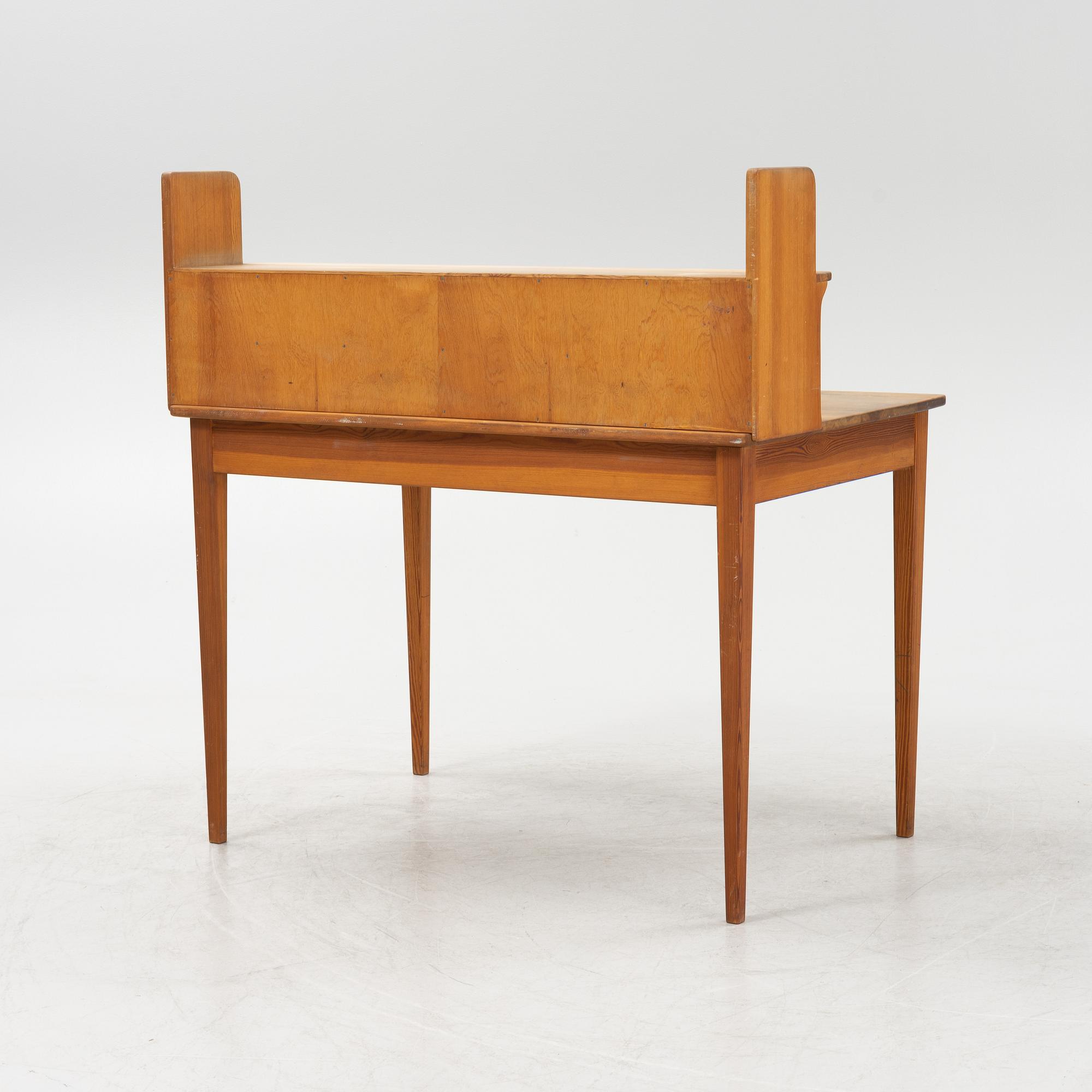 Carl Malmsten, a 'Fryklund' pinewood desk.