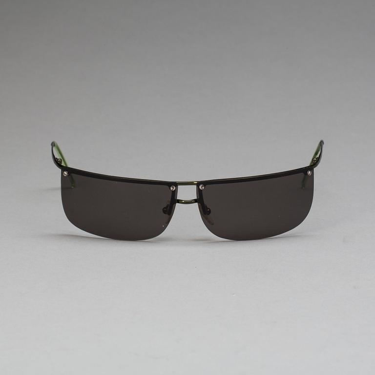 SOLGLASÖGON, Gucci.