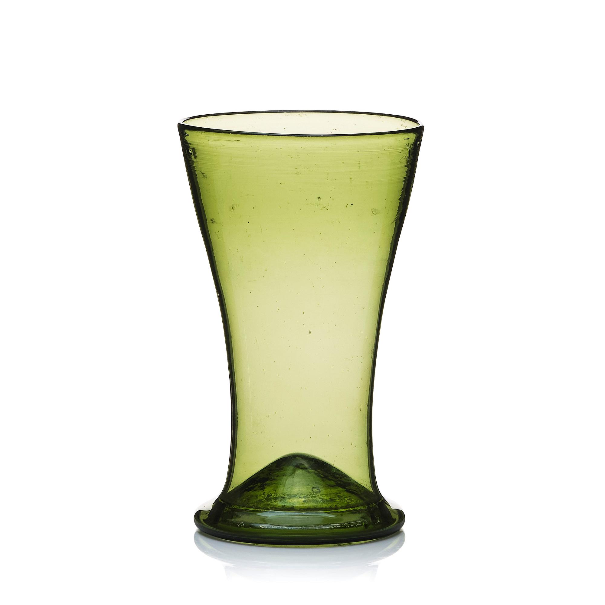 A 'Waldglass' beaker, 18th century, possibly from Limmared or Skånska glasbruket.