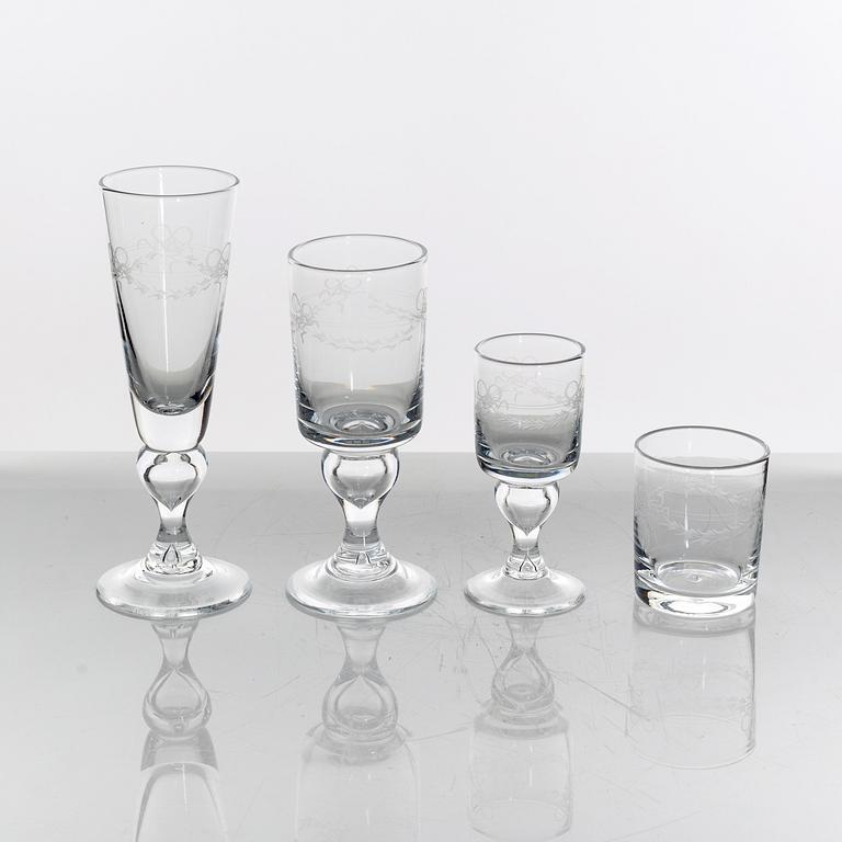 Glasservis, 48 delar, "Antik", Reijmyre glasbruk.