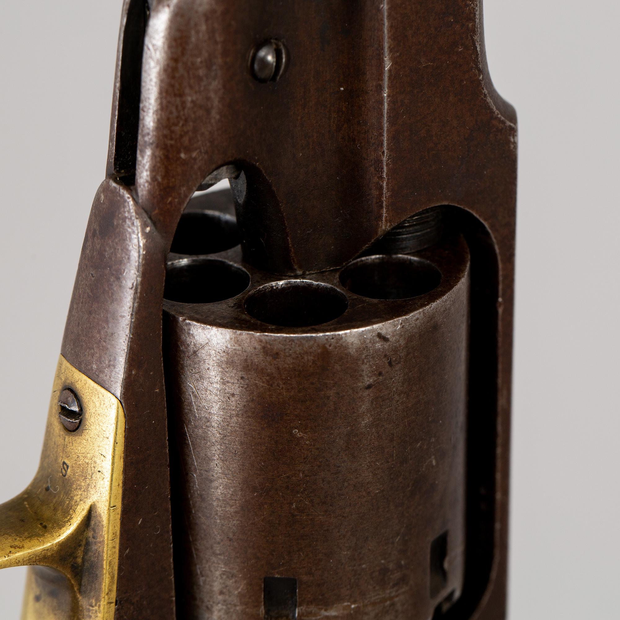 A Remington New Model Army percussion revolver with serial no 32195.