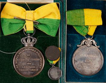 MEDALJER, 2 st, silver, "Kungl Svenska patriotiska sällskapet", 1920-40-tal.