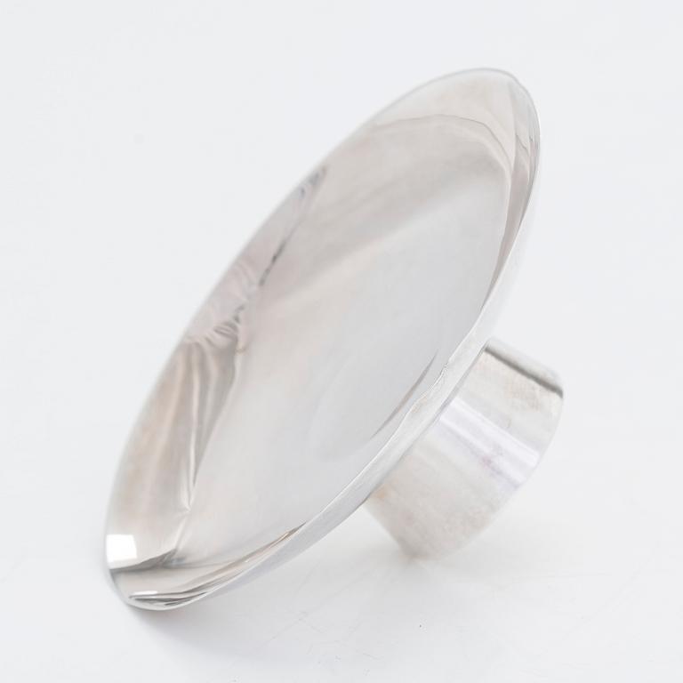 Sakazuki sake-koppar, 6 st, silver, Suzuyo, Japan, med jungin-silverstämpel. 1900-talets början.