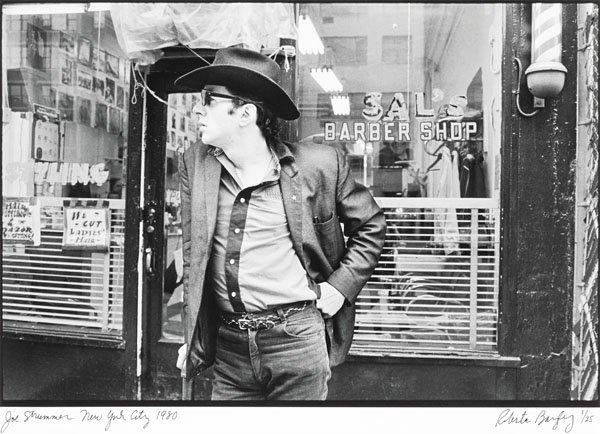 Roberta Bayley, "Joe Strummer on New York´s Lower East Side in 1980".