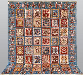 An oriental rug, ca 271 x 214 cm.