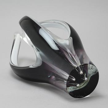 PAUL KEDELV, vas, glas, "Coquille", Flygsfors, signerad och daterad -57.