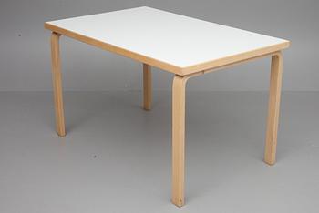 BORD, modell 80A, Alvar Aalto, Artek.