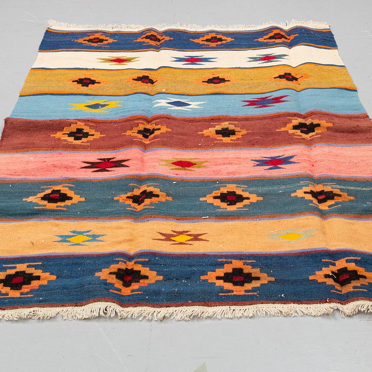A RUG, kilim shiraz  217 x x 139 cm.