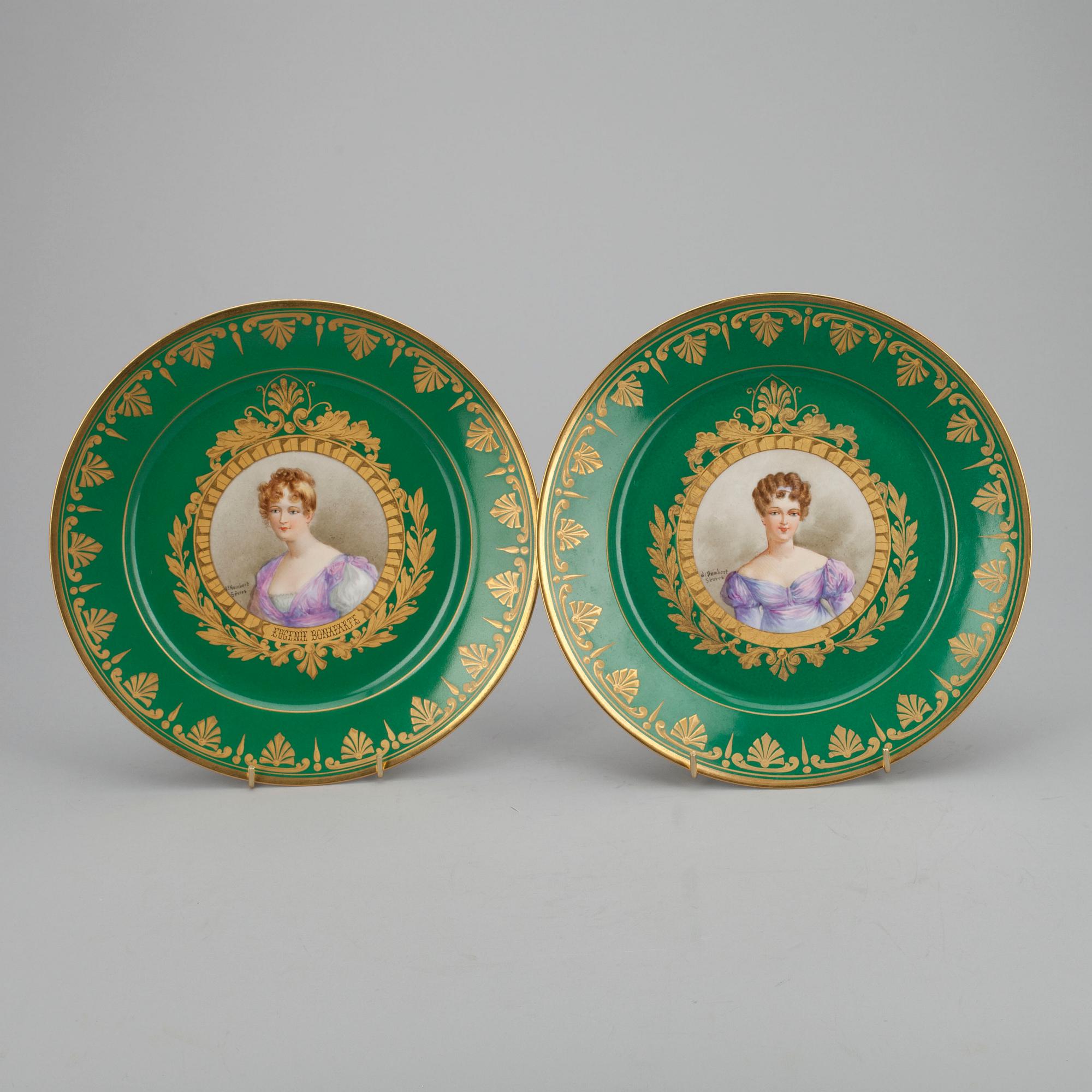 TALLRIKAR, 12 st, porslin. Tallrikarna, Sèvres 1804-1809, porträtten ca 1800-talets mitt.