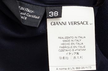 KLÄNNING, Versace.