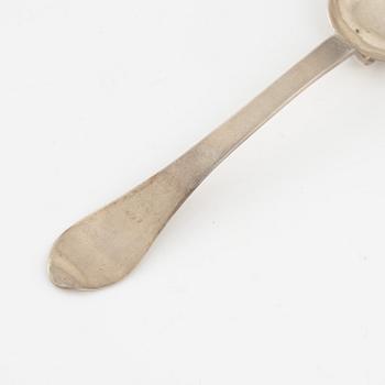 A Swedish 18th century silver spoon, marks of Johan Dragman, Arboga (1701-1746).