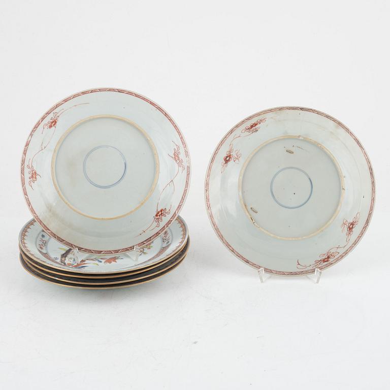 A set of six imari verte dishes, Qing dynasty, Kangxi (1662-1722).