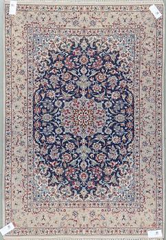 MATTA, old Isfahan. Ca 157,5 x 107,5 cm.