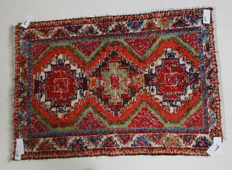 MATTA, orientalisk. 145 x 98.
