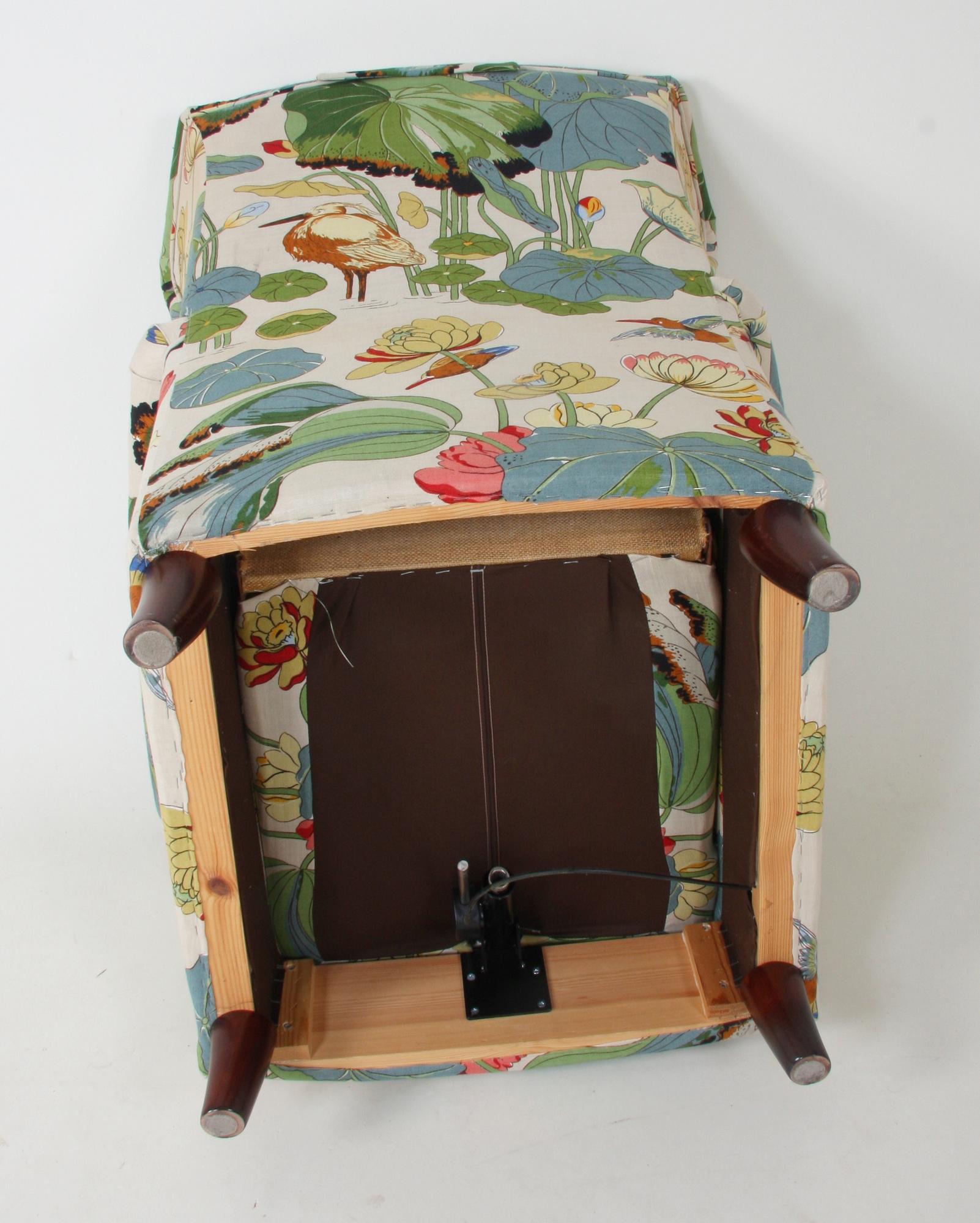 FÅTÖLJ, inköpt på Laurins i Malmö.