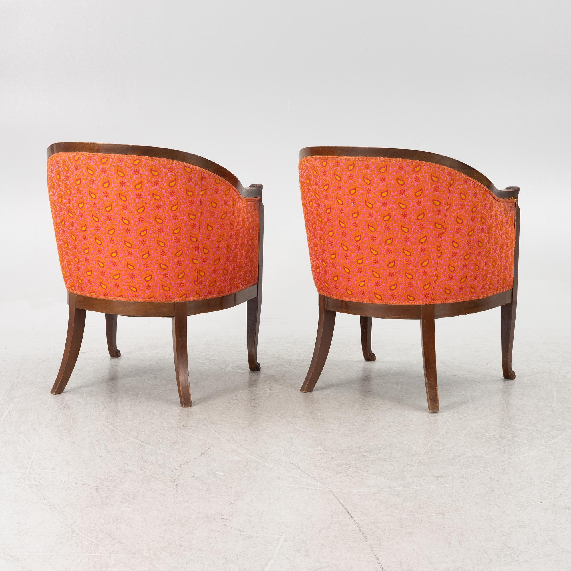 Fåtöljer ett par, empirestil, omkring år 1900.