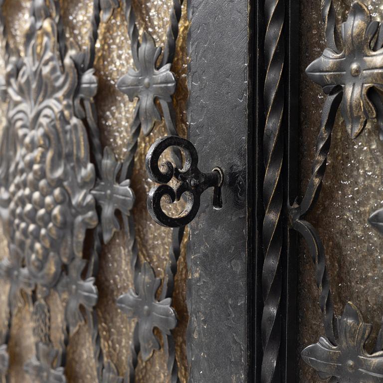 Bar cabinet, Baroque style, 20th century.