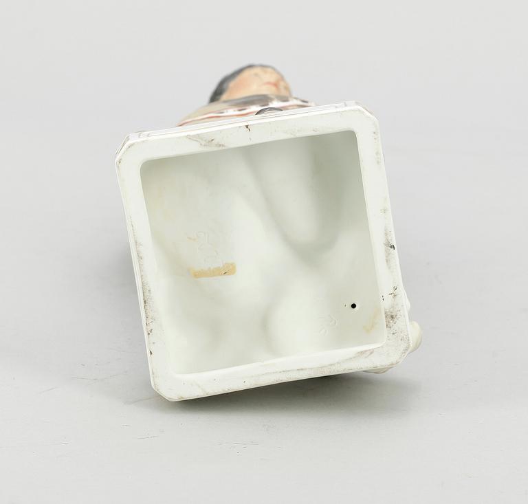 FIGURIN, porslin. "Juliane Marieporslin", Royal Copenhagen, Danmark.