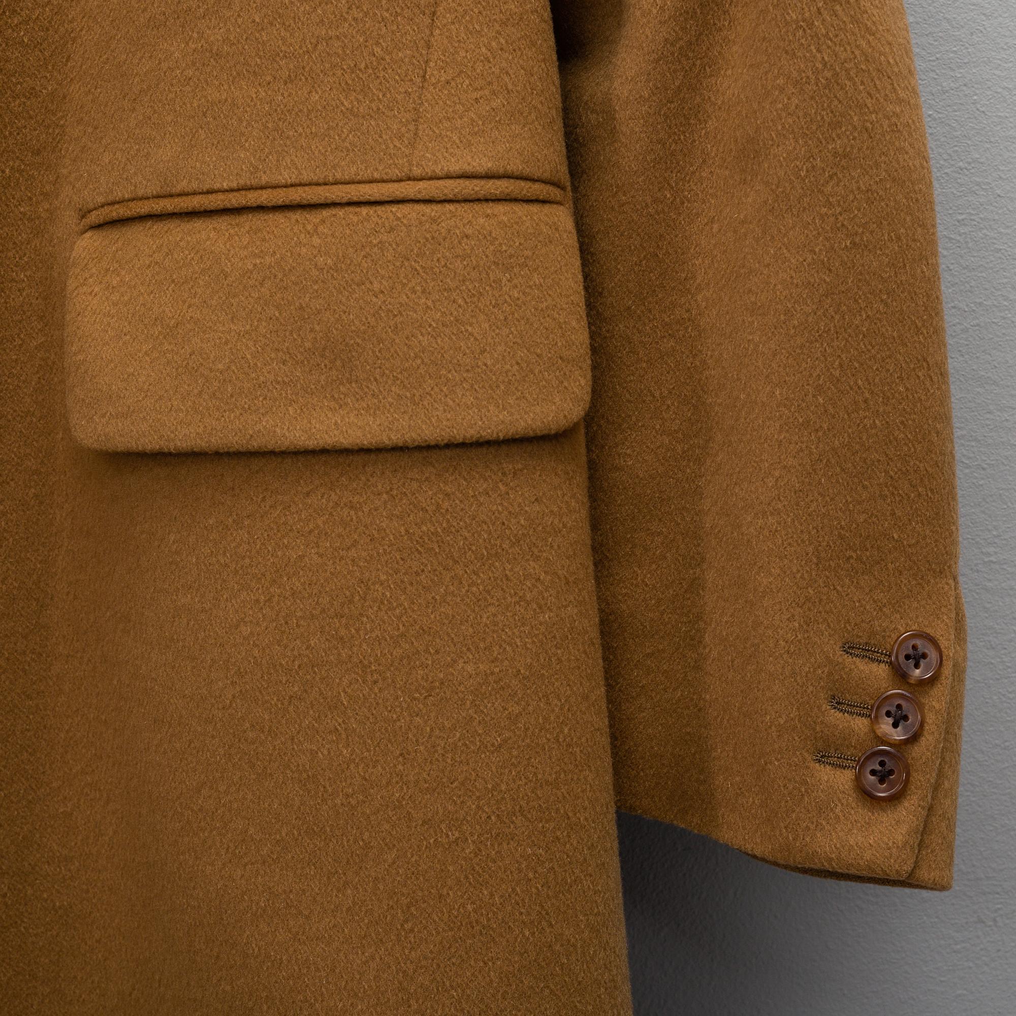 AQUASCUTUM, rock, Harrods, England.