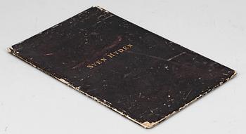 HYLLNINGSHANDSKRIFT I PÄRM, tillägnad Sven Hydén av Albert Engström.