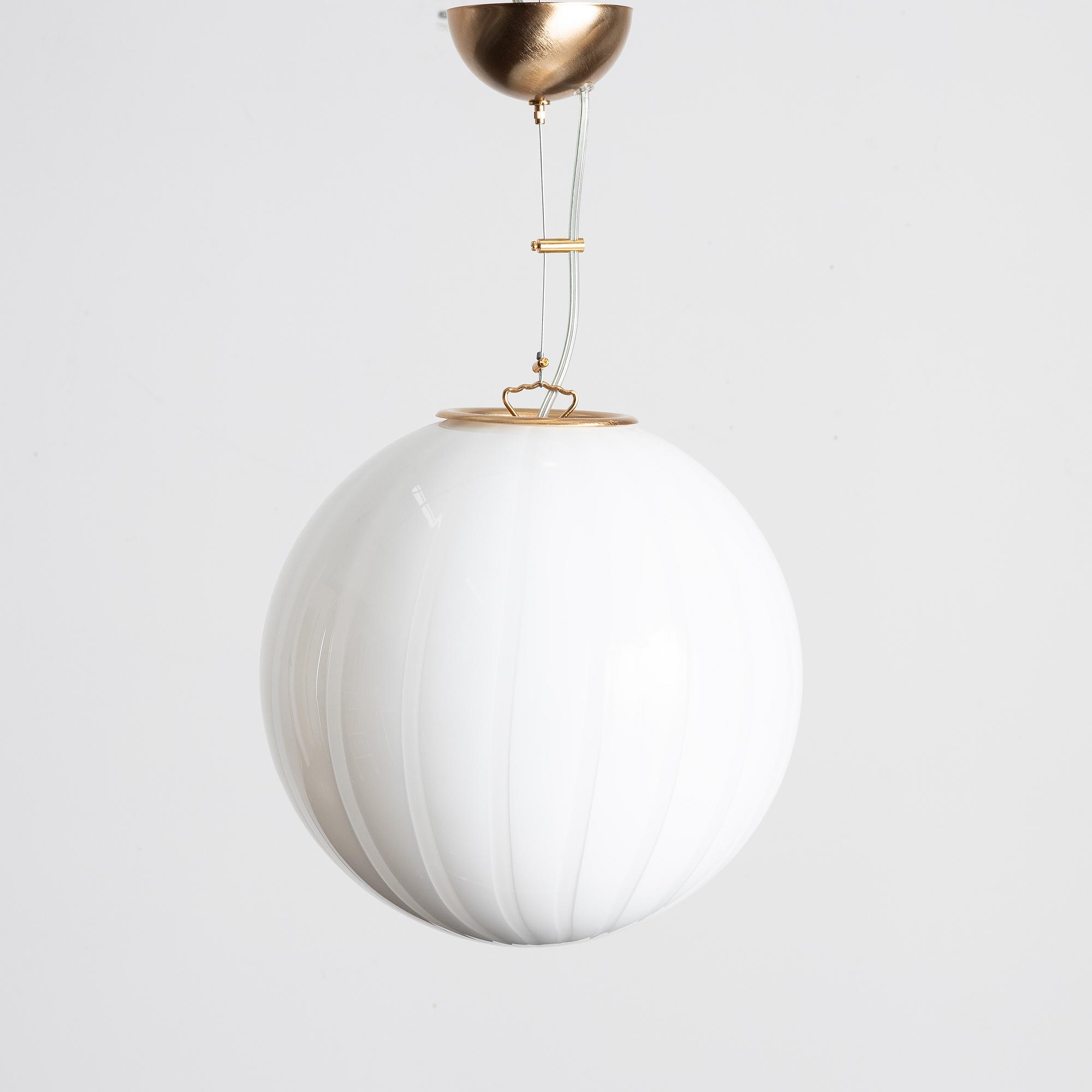 Taklampa, troligen Murano, Italien.