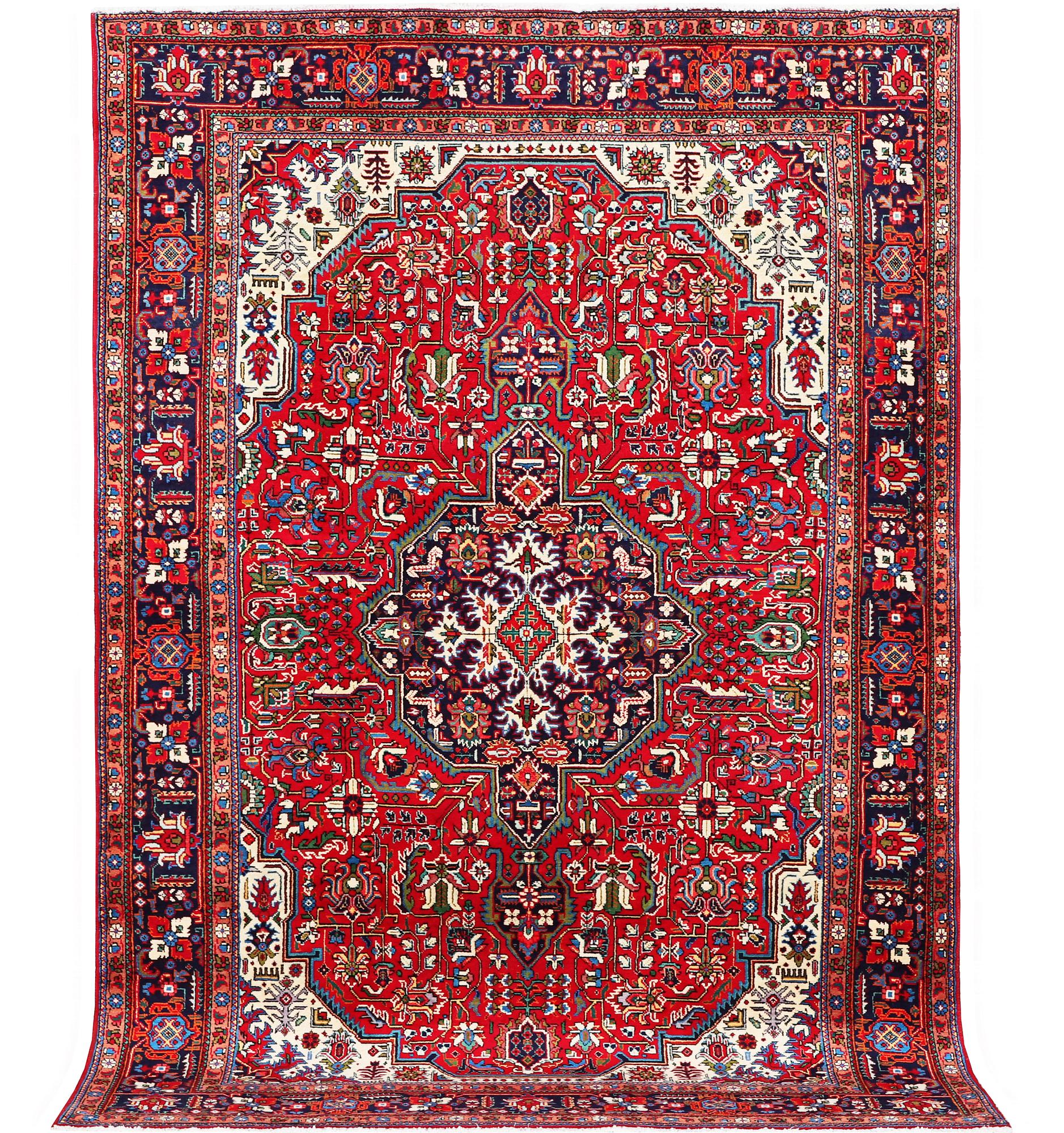 Matta, Täbriz, ca 309 x 204 cm.