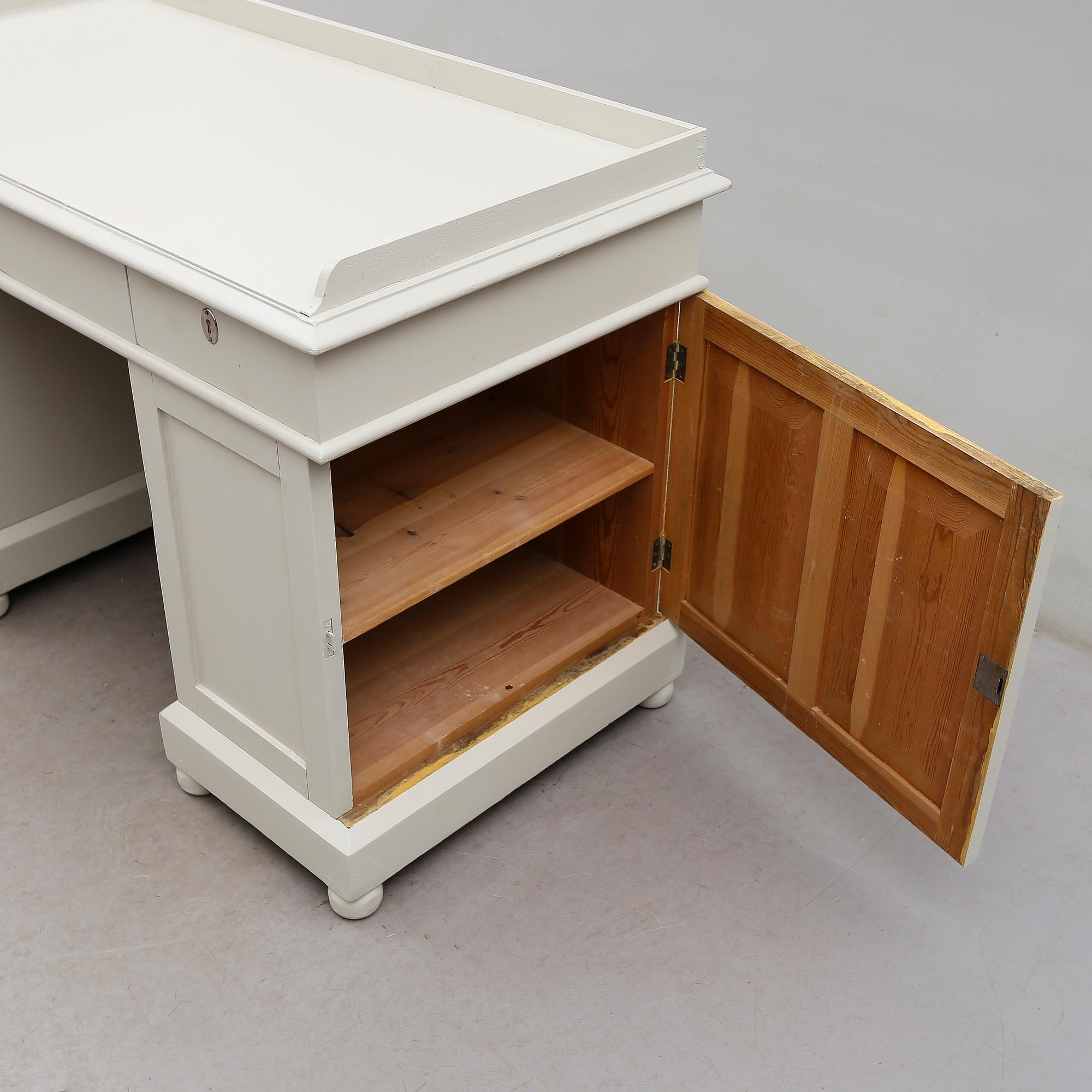 HURTSSKRIVBORD, 1800-talets andra hälft.