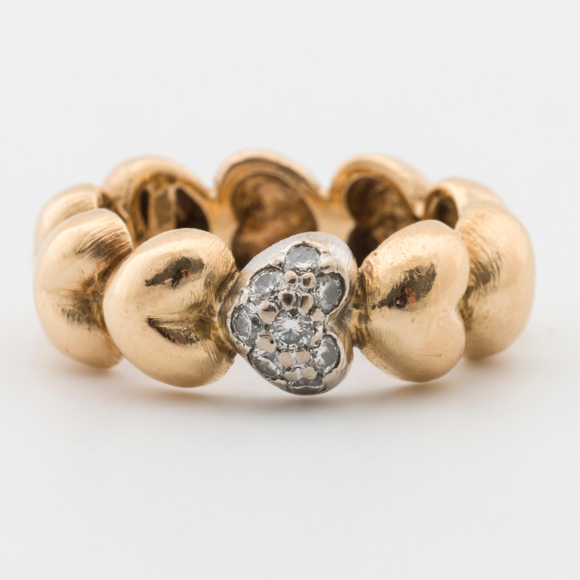Ole lynggaard heart ring online