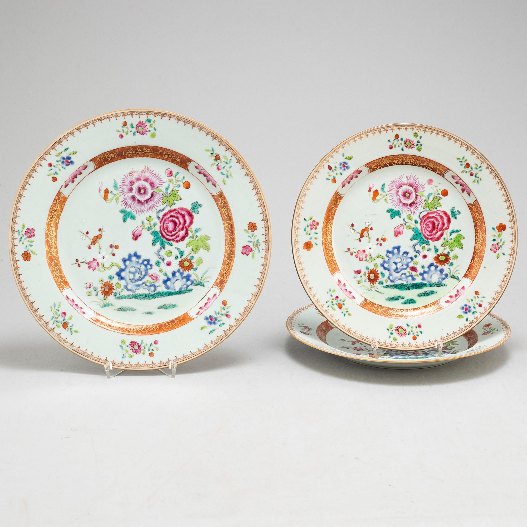 FAT, tre (2+1) stycken, kompaniporslin. Qingdynastin, Qianlong (1736-95).